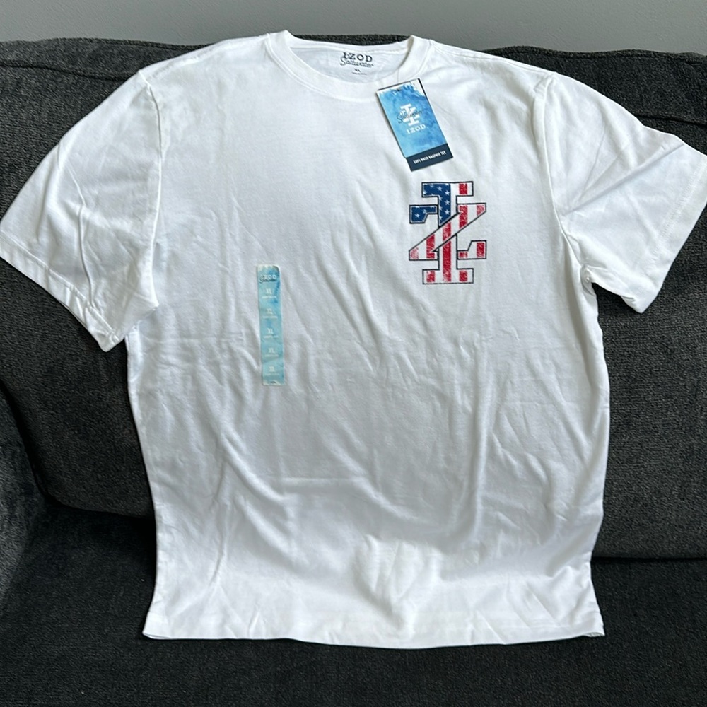 IZOD tshirt mens XL